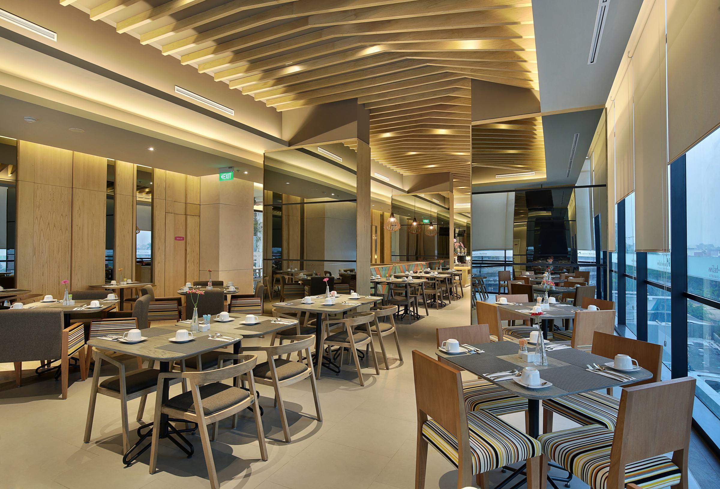 Swiss-Belinn Simatupang Jakarta Exteriér fotografie
