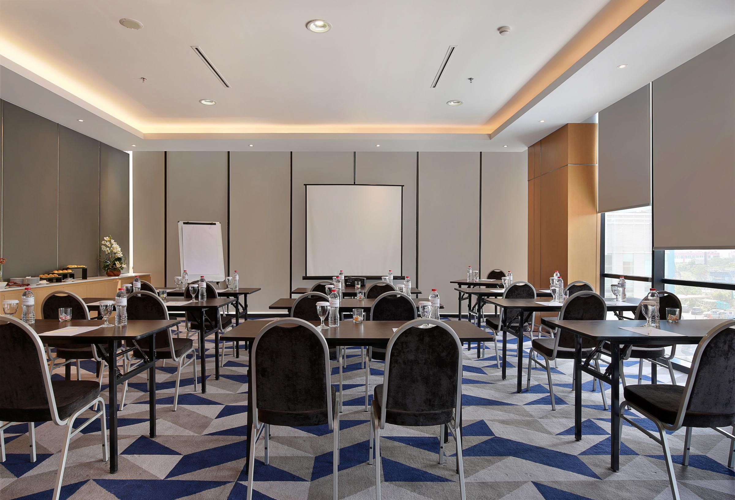 Swiss-Belinn Simatupang Jakarta Exteriér fotografie
